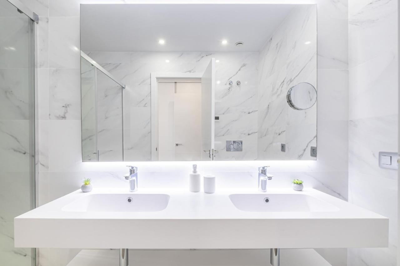 Sunset Cliffs Deluxe Apartment 1054 Poniente Beach بينايدورم المظهر الخارجي الصورة
