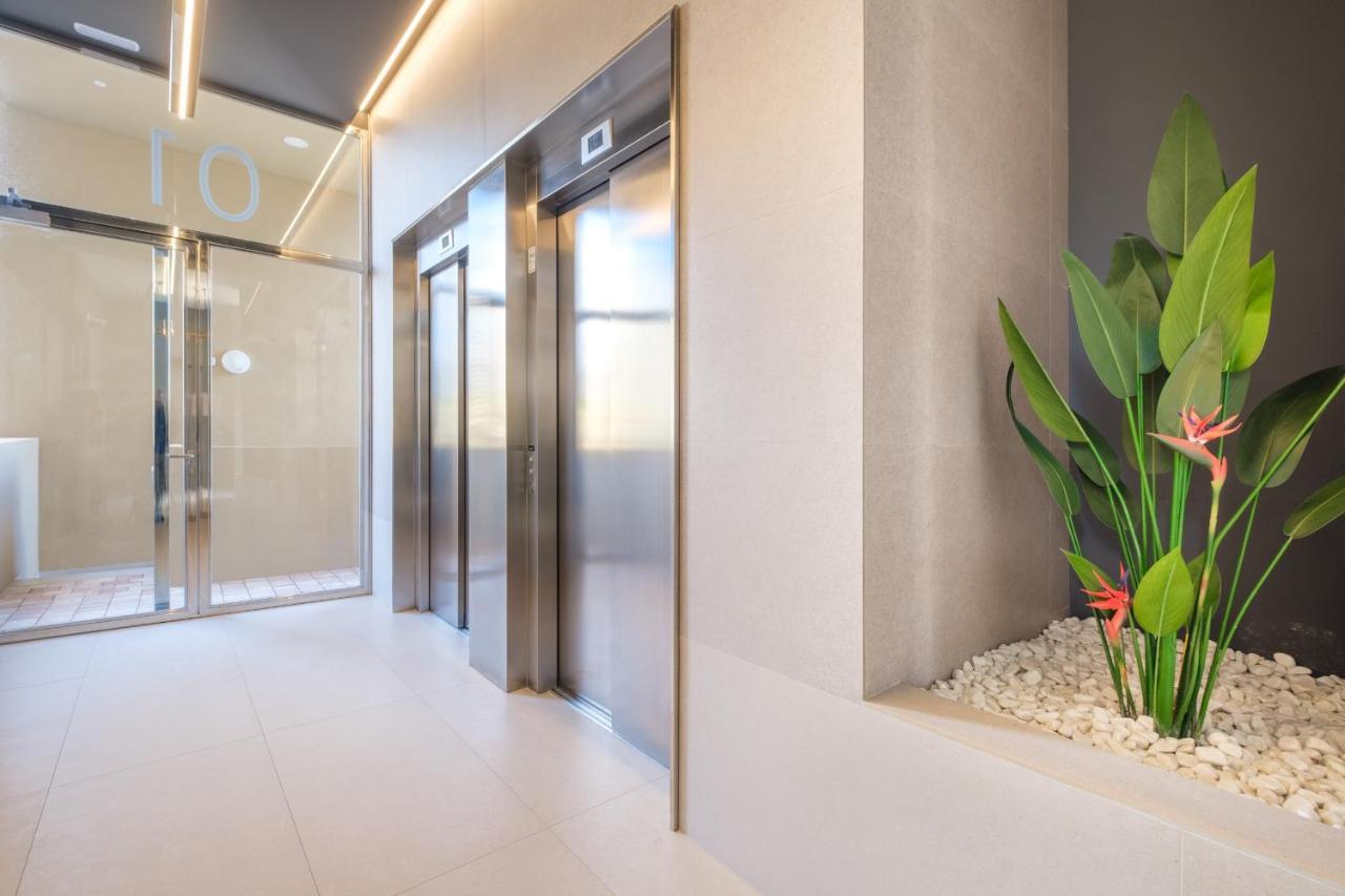 Sunset Cliffs Deluxe Apartment 1054 Poniente Beach بينايدورم المظهر الخارجي الصورة